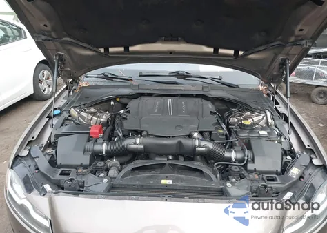 2016 Jaguar Xf 35T Prestige z USA, uszkodzony, nr VIN SAJBK4BV6GCY20564